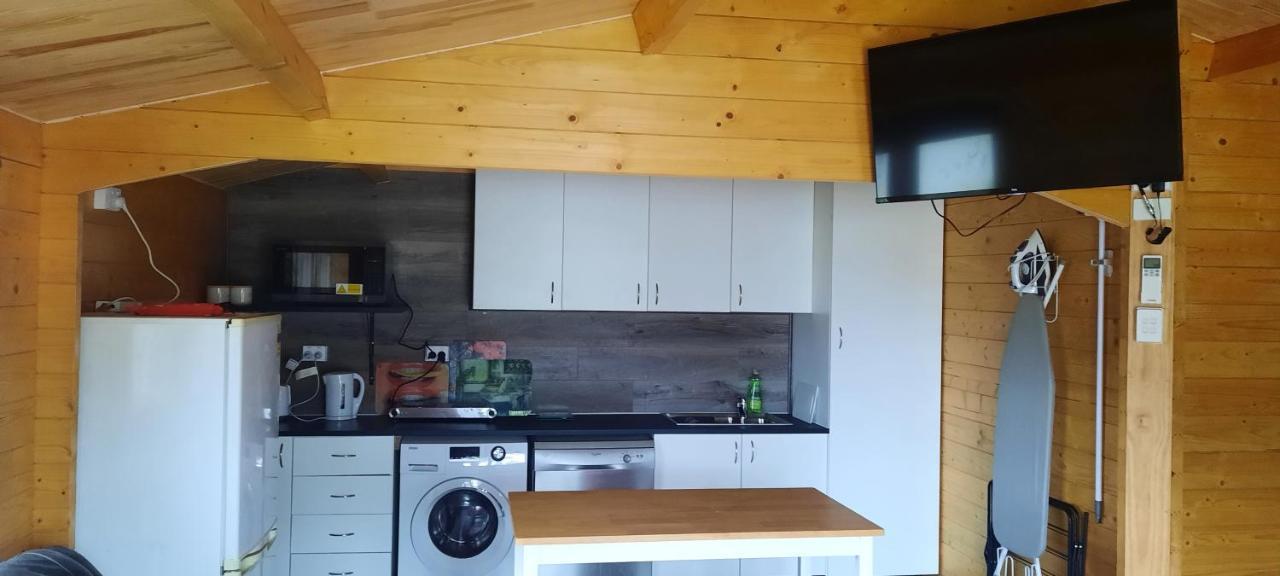 Churchill Cabin Maryborough Extérieur photo